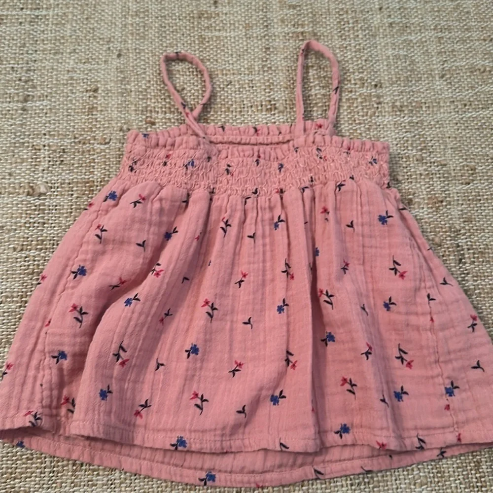 Old Navy Sleeveless Smocked Floral Top for Toddler  2T